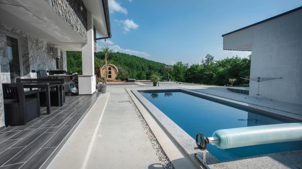 Resort Timaja - Pool, Massage Pool, Sauna Trebnje Esterno foto